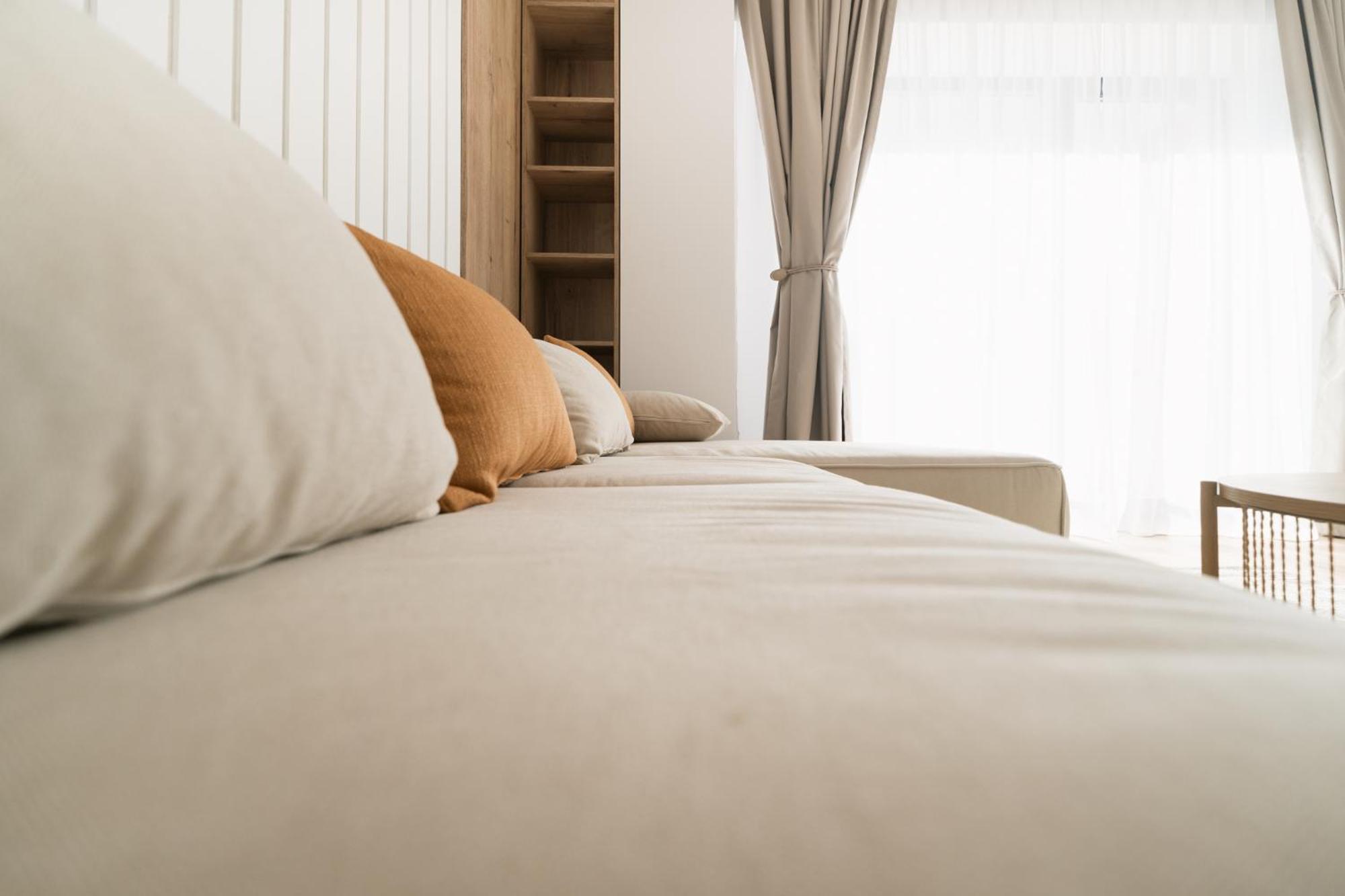 Flow Apartment 1 Bedroom With Parking Kaloşvar Dış mekan fotoğraf